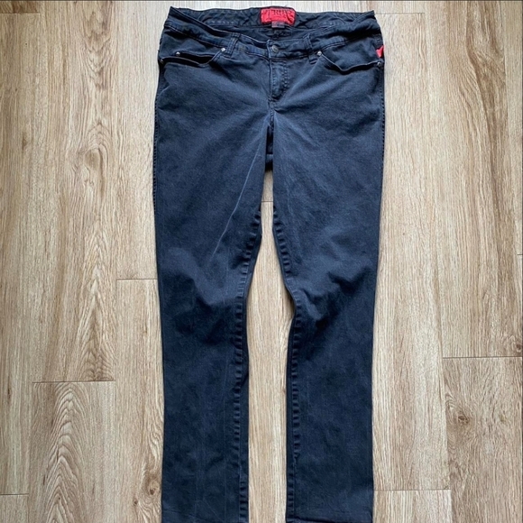 Tripp NYC Y2K Low-Rise Black T-Back Skinny Jeans, size 20R - Picture 2 of 13